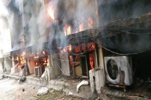 दिल्ली परिवहन विभाग के दफ़्तर में लगी आग, विपक्ष ने साधा केजरीवाल पर निशाना
