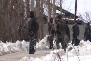 कश्मीर: शोपियां में सेना को मिली कामयाबी, 3 आतंकियों को किया ढेर