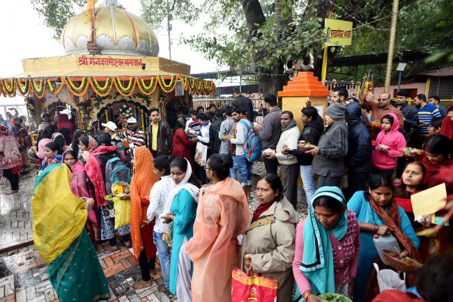 Devotees throng to offer prayers on the occasion of Maha Shivratri