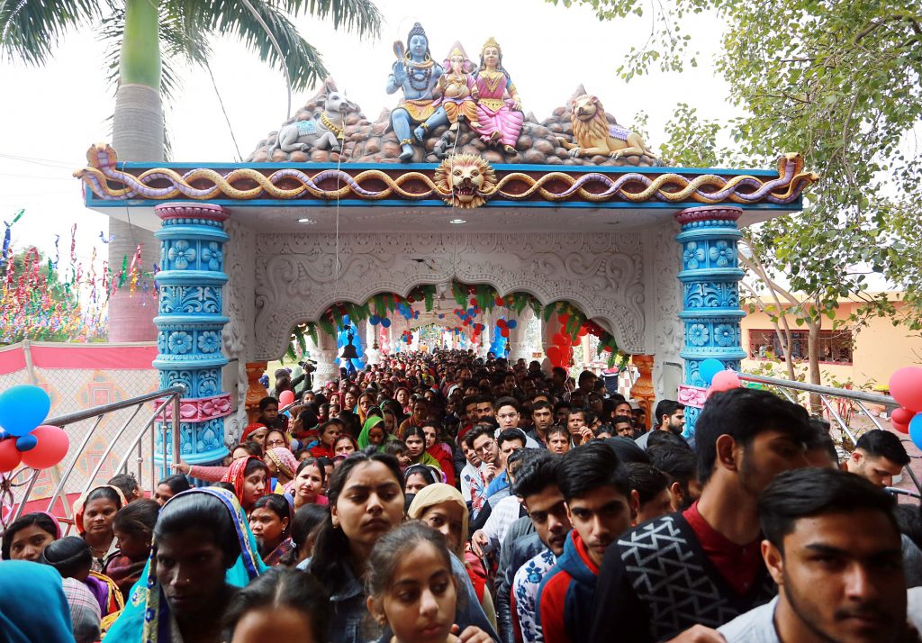 Devotees throng to offer prayers on the occasion of Maha Shivratri festival at Aap Shambhu