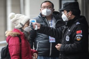 चीन में कोरोनावायरस के 3235 नए मामले, अब तक 425 लोगों ने तोड़ा दम