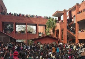 गार्गी कॉलेज मामला : 10 गिरफ्तार लोगों को न्यायिक हिरासत में भेजा गया