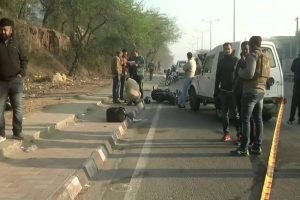 दिल्ली के पुल प्रह्लादपुर इलाके में एनकाउंटर, पुलिस ने मार गिराए दो बदमाश