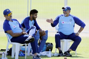IND vs NZ: अंतिम वनडे से पहले मैदान पर कुछ यूं अभ्यास करते दिखी टीम इंडिया