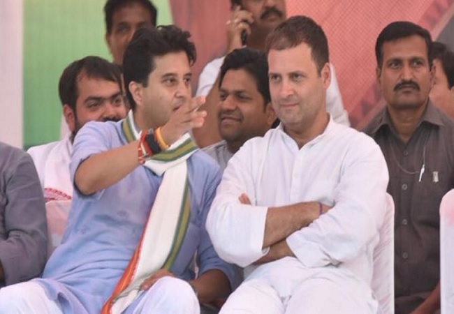 ट्रंप को लेकर कांग्रेस में पड़ी ‘फूट’, ज्योतिरादित्य सिंधिया बोले, स्वागत कीजिए अमेरिकी राष्ट्रपति का