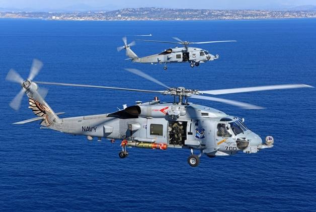 mh 60 romeo helicopter