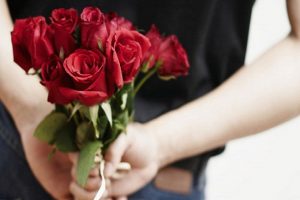 क्या आप जानते हैं Rose Day से ही क्यों होती है वेलेंटाइन वीक की शुरुआत ?