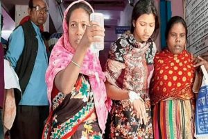 ममता राज में TMC कार्यकर्ताओं की गुंडागर्दी, गर्भवती महिला के साथ की घिनौनी हरकत
