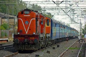 भारतीय रेलवे 15 अप्रैल से शुरू करेगा अपनी सेवाएं, सभी कर्मचारियों को तैयार रहने का दिया आदेश