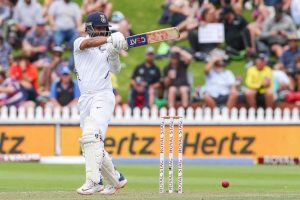 क्राइस्टचर्च टेस्ट : बल्लेबाजों का फ्लॉप शो जारी, भारत फिर संकट में