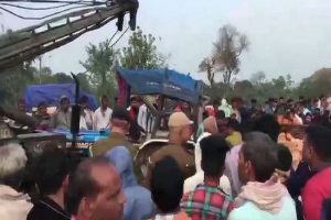 मुजफ्फरपुर में भीषण सड़क हादसा, स्कॉर्पियो-ट्रैक्टर की टक्कर में 11 की मौत, 4 घायल