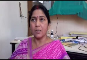 वीडियो : भाजपा महिला अध्यक्ष ने की फायरिंग, मामला दर्ज, पार्टी ने पद से भी हटाया
