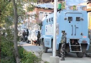 जम्मू-कश्मीर : शोपियां में सुरक्षाबलों को बड़ी सफलता, 4 आतंकियों को किया ढेर