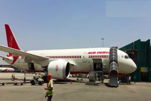 वंदे भारत मिशन : सिंगापुर से 234 भारतीयों का जत्था लेकर दिल्ली पहुंचा एयर इंडिया का विमान