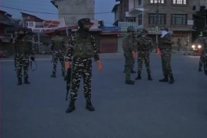 जम्मू-कश्मीर : नवाकदाल में सेना को मिली कामयाबी, मुठभेड़ में हिजबुल के 2 आतंकी ढेर