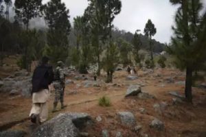 पाकिस्तानी आतंकियों पर कोरोना का कहर, पीओके के आतंकी कैंपों में कोहराम