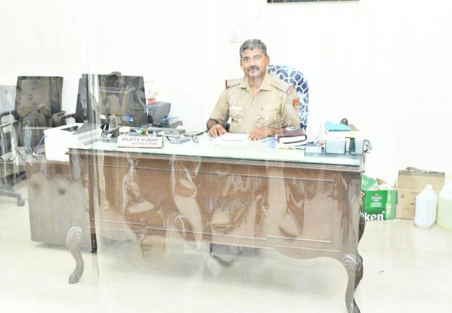 Rajeev Kumar SHO Madhu Vihar Police Station