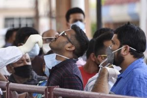क्या रैपिड एंटीजन टेस्टिंग की वजह से दिल्ली में कोरोना के कम मामले आ रहे हैं सामने?