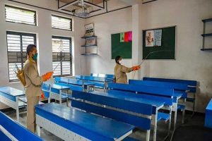 हिमाचल प्रदेश :  स्कूल की छुट्टियां बढ़ी, कोरोना के कारण लिया गया फैसला