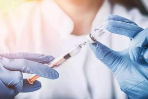 करार : ब्रिटिश दवा कंपनी यूरोपीय सरकारों को करेगी कोरोना वैक्सीन के 40 करोड़ डोज की सप्लाई