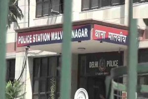 दिल्ली : मालवीय नगर थाने में 10 पुलिसकर्मी पाए गए कोरोना संक्रमित