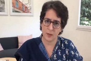 Priyanka Gandhi Vadra: प्रियंका गांधी ने निशंक से कहा, ‘आश्चर्यजनक है कि सीबीएसई परीक्षा आयोजित करेगा’