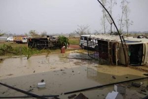 यूपी में आया भीषण आंधी-तूफान, 13 लोगों की हुई मौत