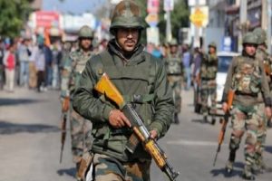 कश्मीर में सेना का ऑपरेशन ऑल आउट जारी, अनंतनाग में 3 आतंकियों का किया सफाया