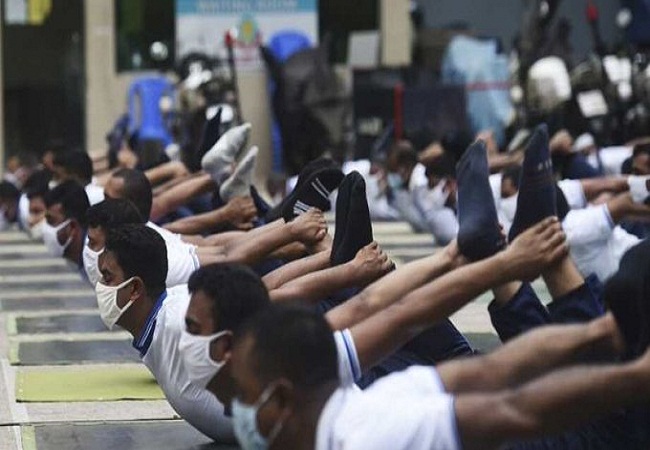 Bangladesh Police yoga