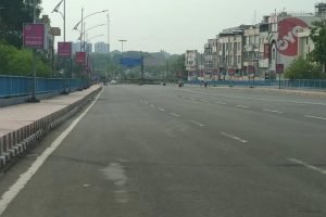 Lockdown in UP: यूपी में कोरोना कर्फ्यू 7 दिन और बढ़ा, अब 17 मई तक रहेंगी पाबंदियां