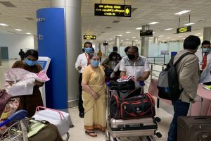 वंदे भारत मिशन का तीसरा फेज शुरू, श्रीलंका से लोगों को निकालने के लिए पहुंचा विमान