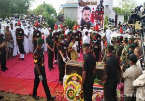 शहीद पलानी का अंतिम संस्कार पूरे सैन्य सम्मान के साथ किया गया