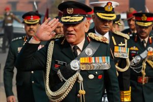 चीन से तनातनी के बीच CDS जनरल बिपिन रावत आज करेंगे लेह का दौरा