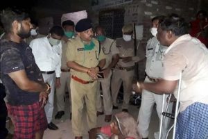UP : कासगंज में तीन लोगों की गोली मार कर हत्या, 7 गिरफ्तार