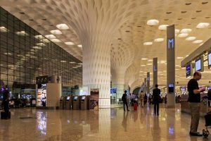 मुंबई एयरपोर्ट घोटाला : GVK ग्रुप और एयरपोर्ट अथॉरिटी के खिलाफ CBI ने दर्ज किया मामला
