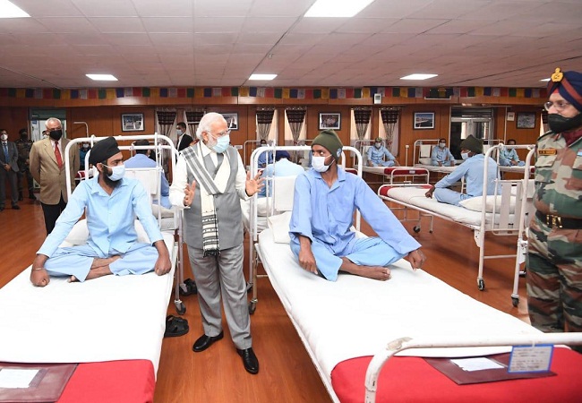 Narendra Modi Leh Visit Hospital