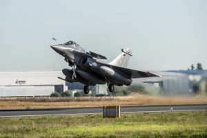 Indian Airforce: राफेल स्क्वाड्रन में ‘नारी शक्ति’ का दिखेगा दम, दुश्मन का अब जांबाज महिला पायलट से होगा सामना