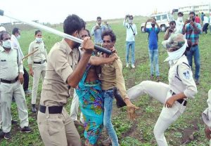 MP : दलित किसान की पुलिस पिटाई के बाद ‘मामा’ शिवराज ने DM और एसपी को लेकर की ये बड़ी कार्रवाई!