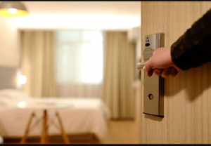 भोपाल : कोरोना संक्रमण के बढ़ते मामलों के बीच 16 प्राइवेट होटल बनाए गए क्‍वारंटीन सेंटर्स