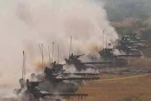 अब चीन की हेकड़ी होगी खत्म, भारत ने नॉर्दन लद्दाख में तैनात किए हैवी टैंक, सेना भी बढ़ाई