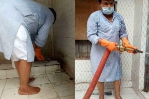 मध्य प्रदेश के ऊर्जा मंत्री को शौचालय दिखा गंदा तो खुद करने लगे साफ-सफाई, हो रही है तारीफ