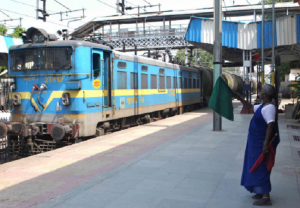 भारतीय रेलवे शुक्रवार को किसान स्पेशल पार्सल ट्रेन रवाना करेगी, इसमें परिवहन योग्य सामान भेजे जाएंगे