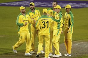 मैनचेस्टर वनडे : आस्ट्रेलिया ने इंग्लैंड को 19 रनों से हराया