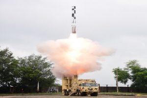 भारत ने किया ब्रह्मोस मिसाइल का सफल परीक्षण, रक्षामंत्री राजनाथ सिंह ने दी बधाई