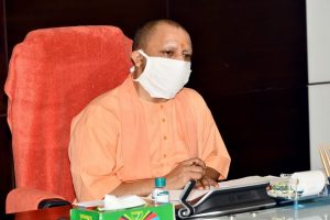 CM Yogi Adityanath : कोरोनावायरस संक्रमण की चेन तोड़ने के लिए बचाव और उपचार की बेहतर व्यवस्था जारी रखें- सीएम