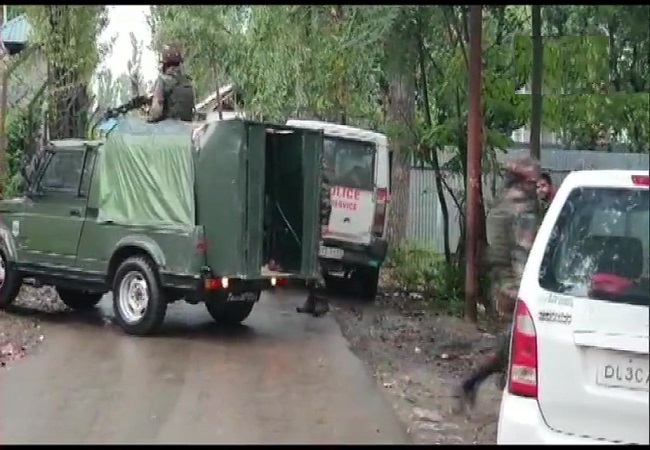 Kashmir Encounter Police
