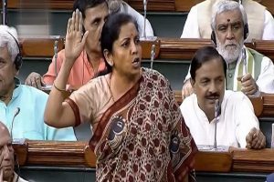 Monsoon Session: संसद में निर्मला सीतारमण ने पेश किया संशोधन विधेयक, बैंक उपभोक्‍ताओं के संरक्षण लिए है नया कानून