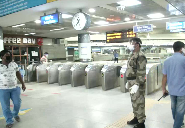 delhi metro start