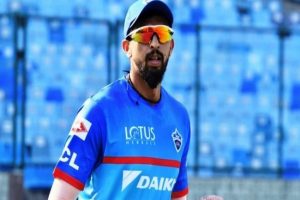 IPL 2020 : दिल्ली कैपिटल्स को एक और बड़ा झटका, ये तेज गेंदबाज टीम से हुआ बाहर