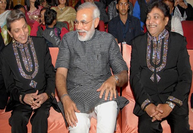 Naresh & Mahesh Kanodiya with Narendra Modi